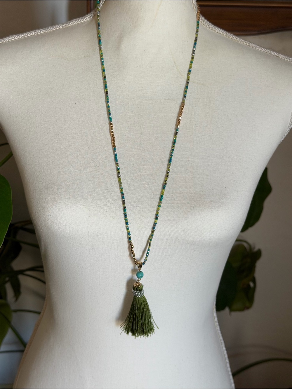 Vintage Green & Gold Glass Beaded Tassel Necklace